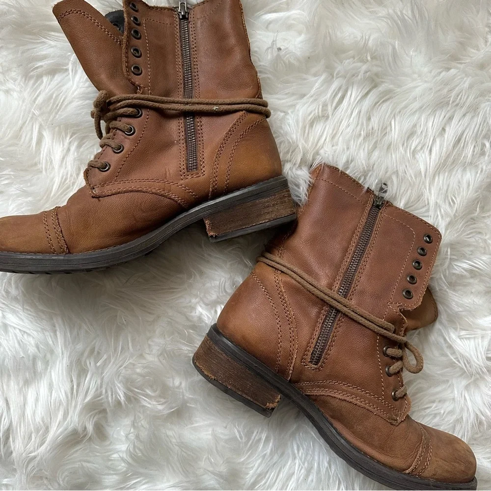 Steve Madden brown combat boots - Picture 2 of 10